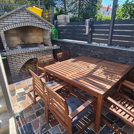 Apartments Blazevic, Heated Pool&Jacuzzi Драмал Екстериор снимка