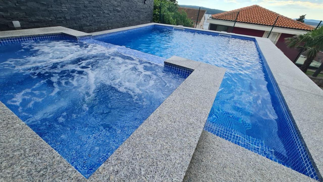 Apartments Blazevic, Heated Pool&Jacuzzi Драмал Екстериор снимка