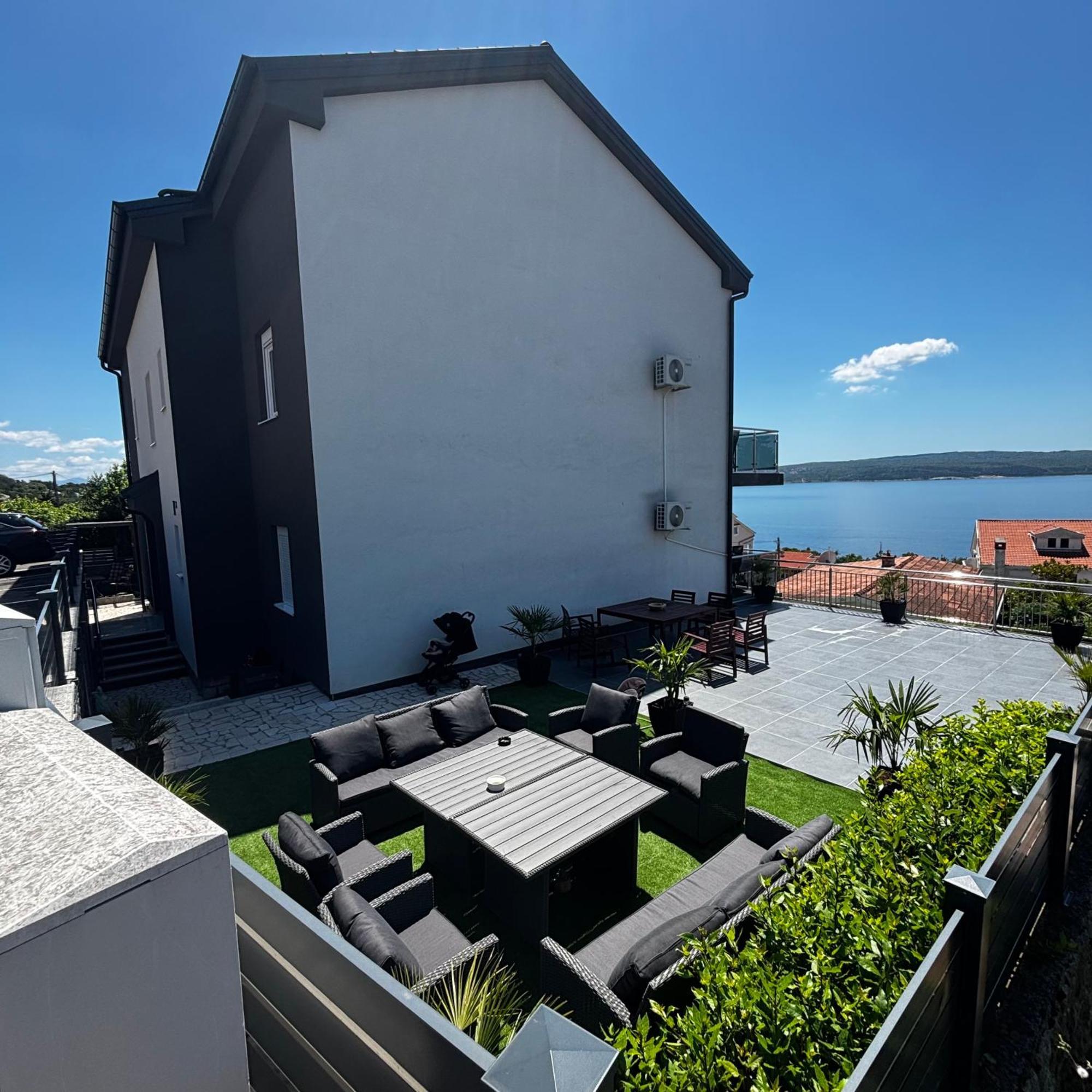 Apartments Blazevic, Heated Pool&Jacuzzi Драмал Екстериор снимка